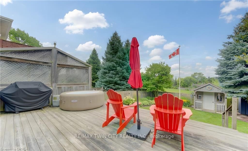 11 WOODBOROUGH Place • Cambridge, ON photo 35