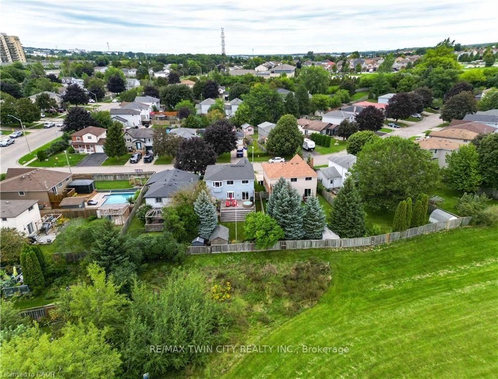 11 WOODBOROUGH Place • Cambridge, ON photo 42