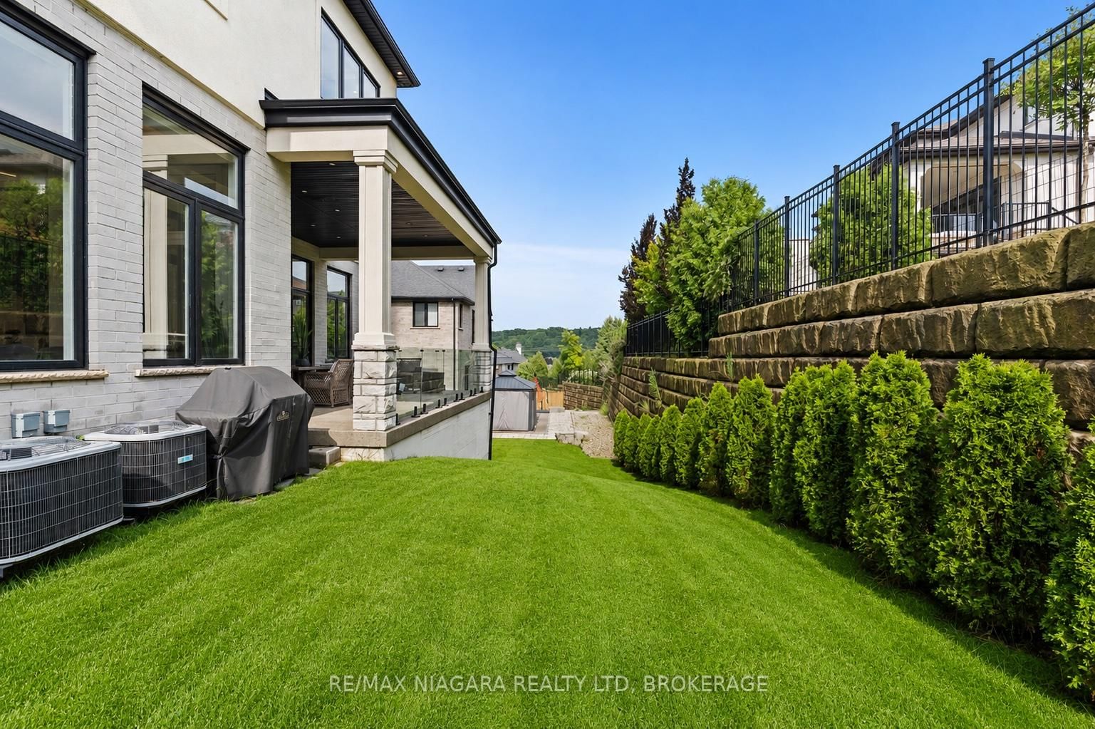 58 Kenmir Avenue • Niagara-on-the-Lake, ON photo 43