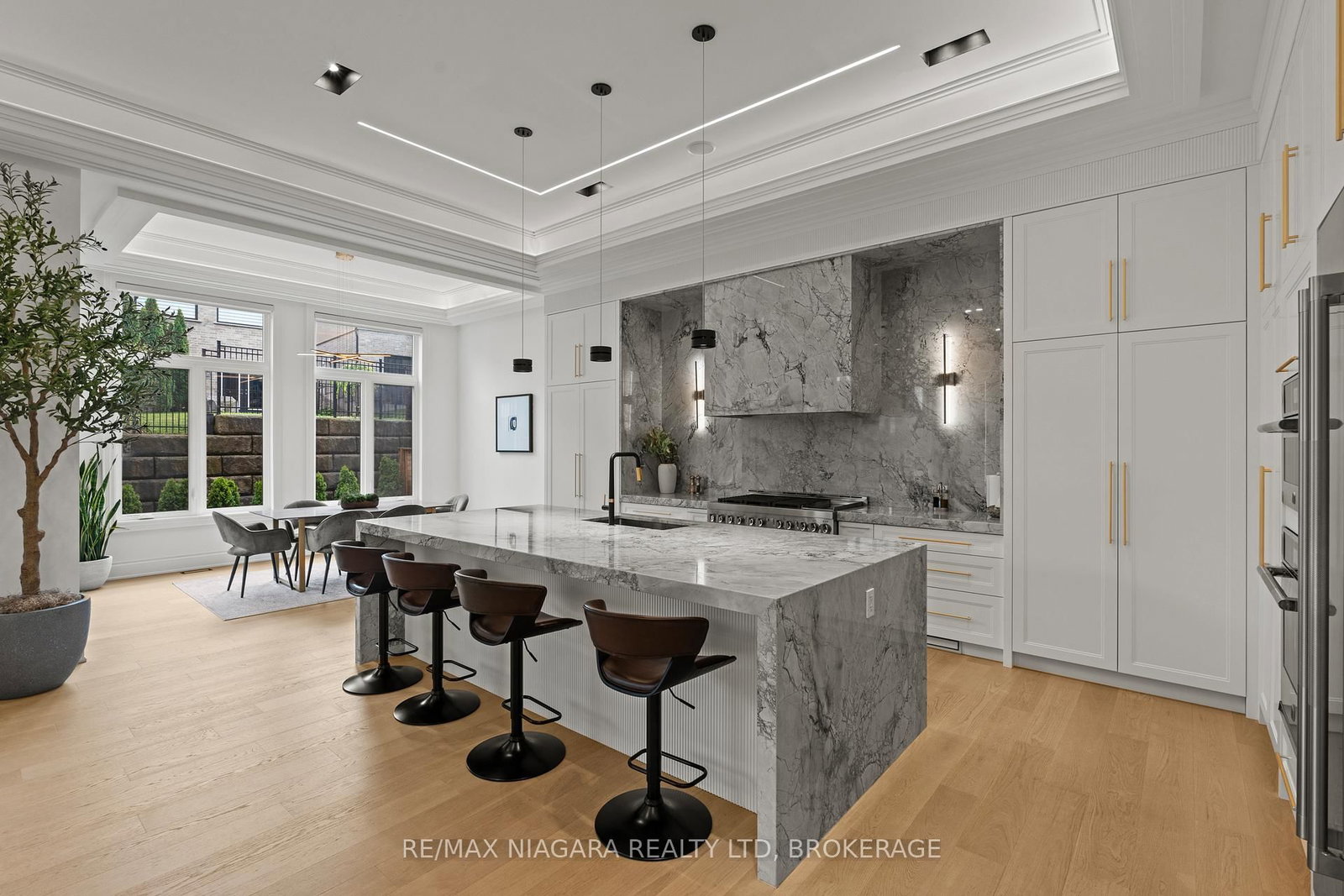 58 Kenmir Avenue • Niagara-on-the-Lake, ON photo 9