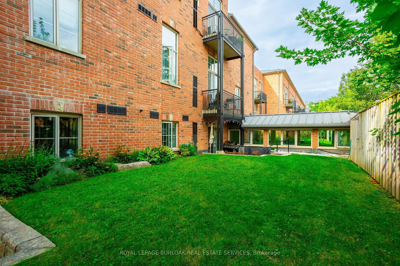262 Dundas Street E • #111 • Hamilton, ON photo 28