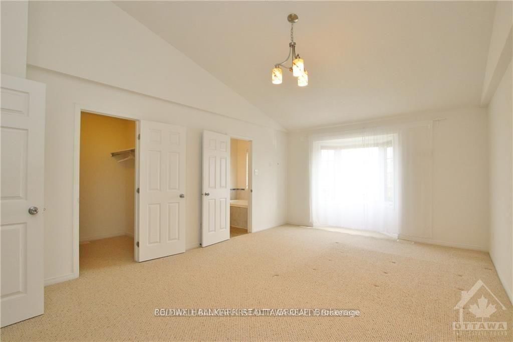 163 Romina Street • Ottawa, ON photo 11