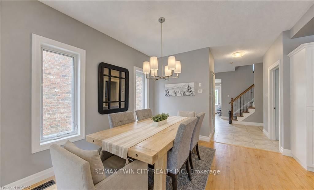 231 STEEPLERIDGE Street • Kitchener, ON photo 13