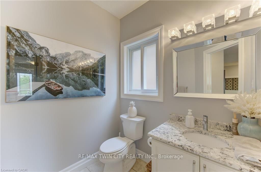 231 STEEPLERIDGE Street • Kitchener, ON photo 14