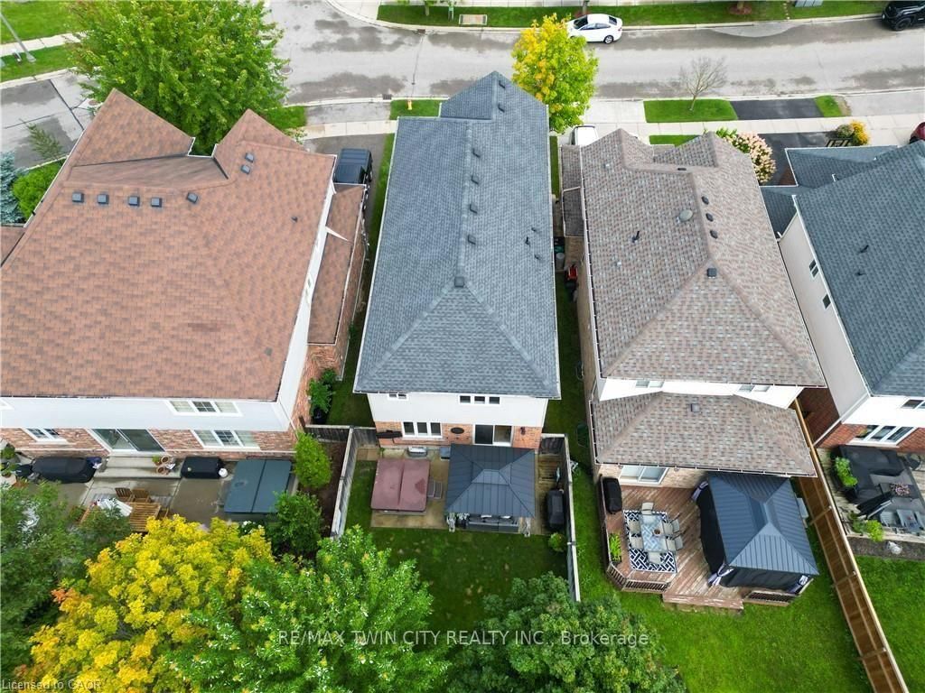 231 STEEPLERIDGE Street • Kitchener, ON photo 46