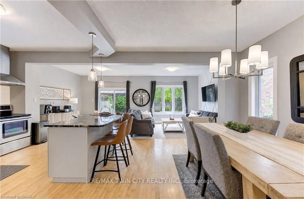 231 STEEPLERIDGE Street • Kitchener, ON photo 8