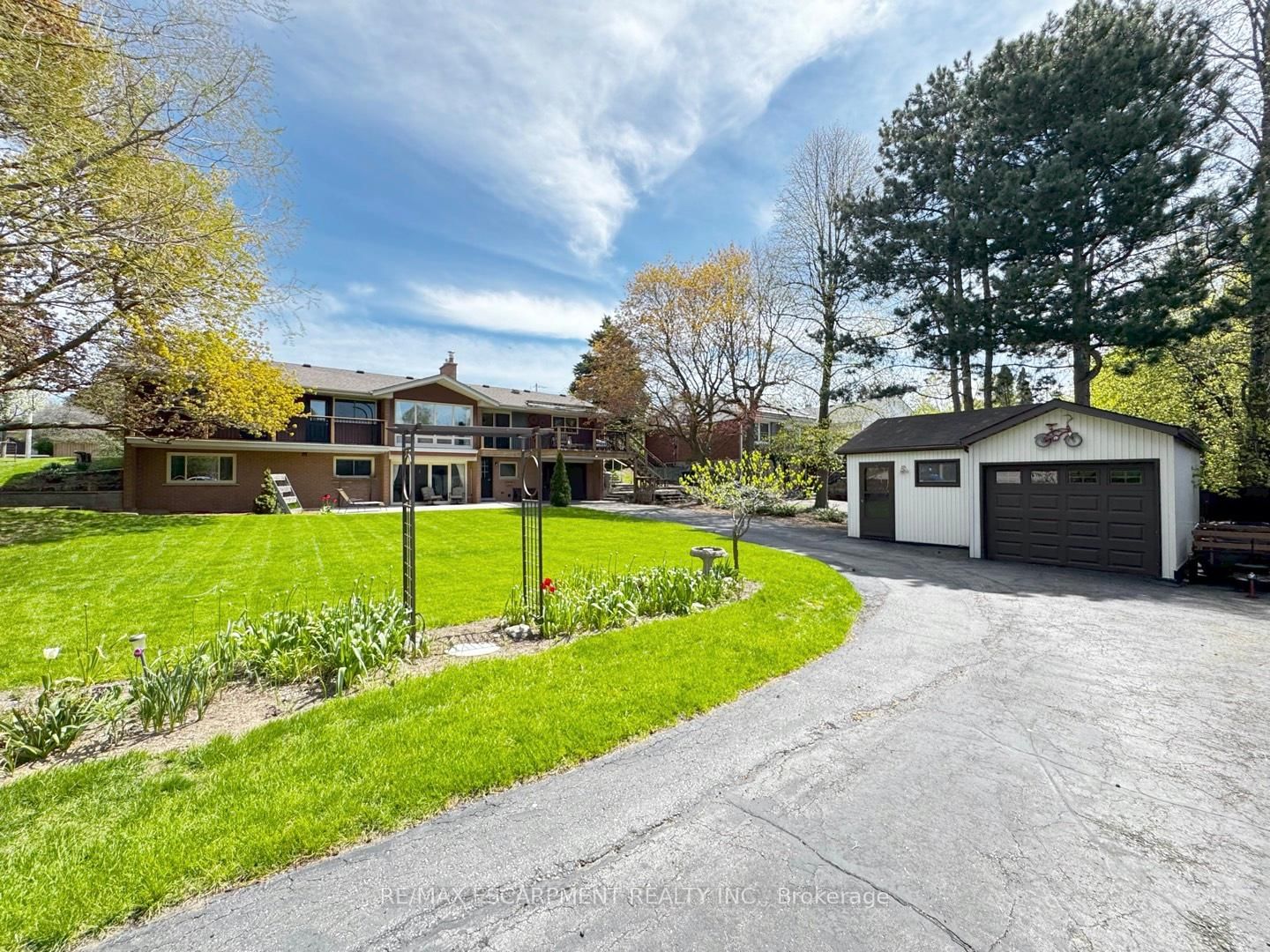 81 Thomson Drive • Hamilton, ON photo 44