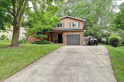 163 Chelford Crescent