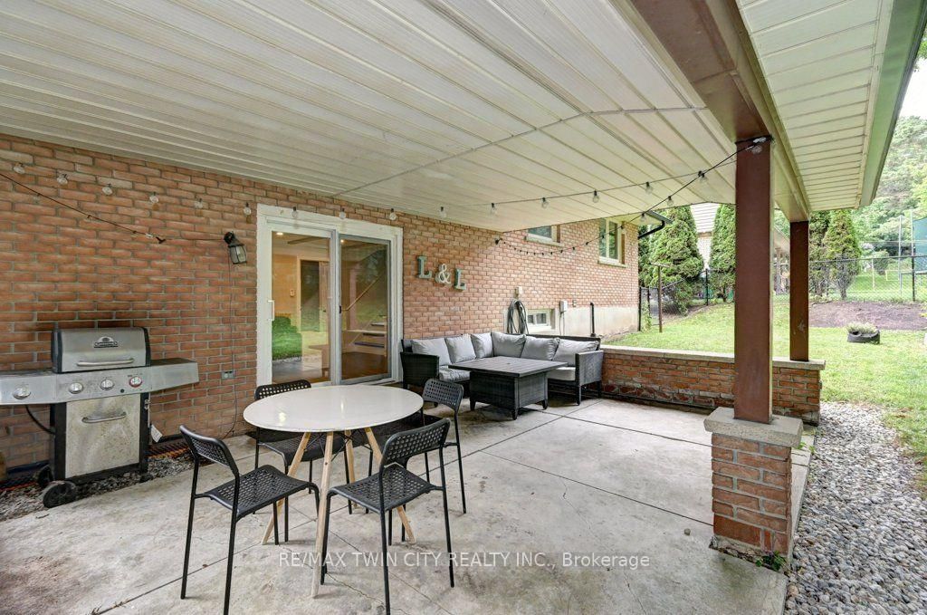 163 Chelford Crescent • Waterloo, ON photo 37