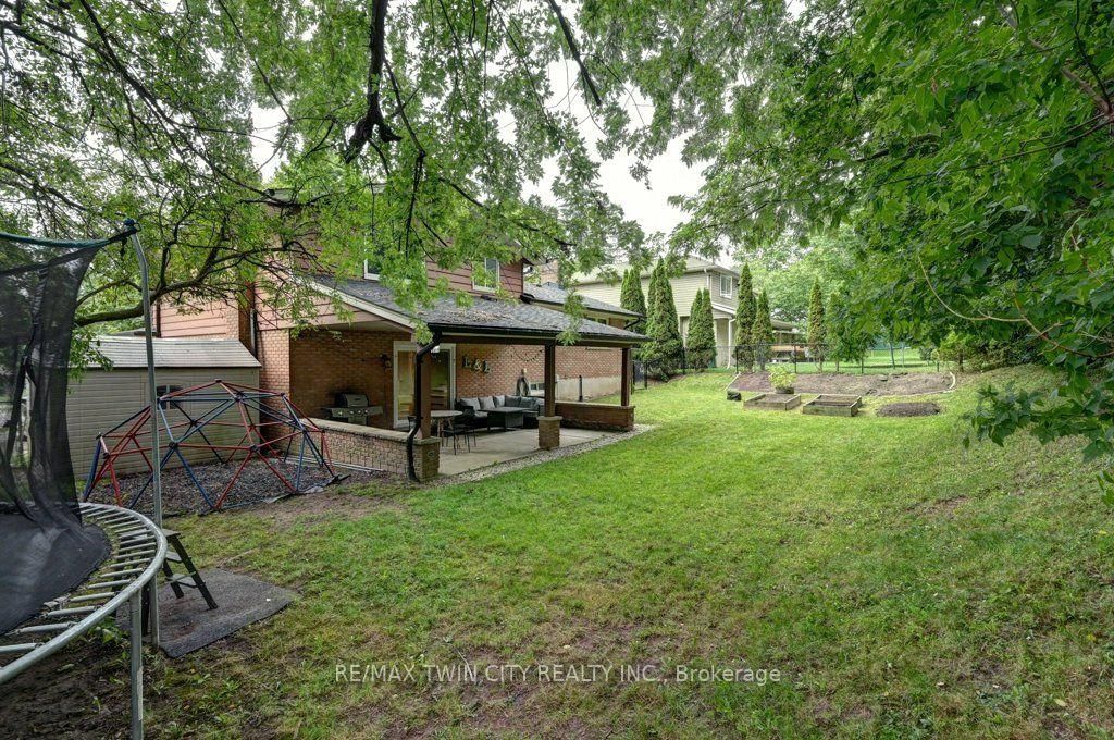 163 Chelford Crescent • Waterloo, ON photo 40