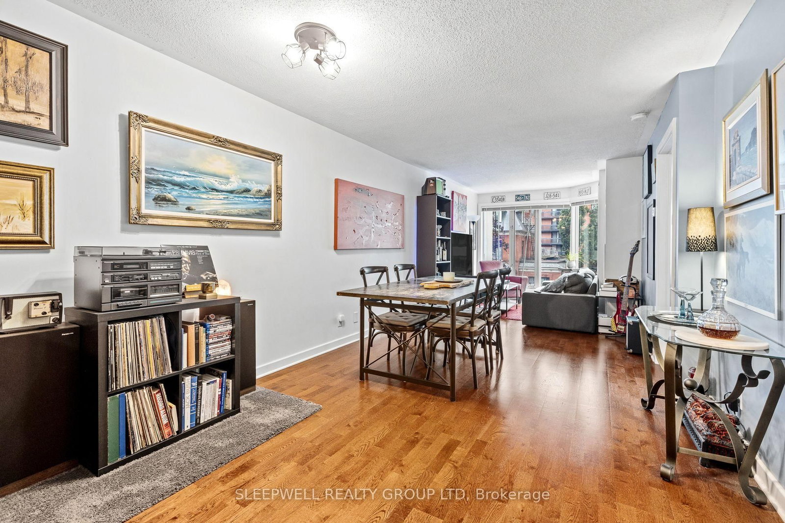 138 Somerset Street W • #304 • Ottawa, ON photo 7