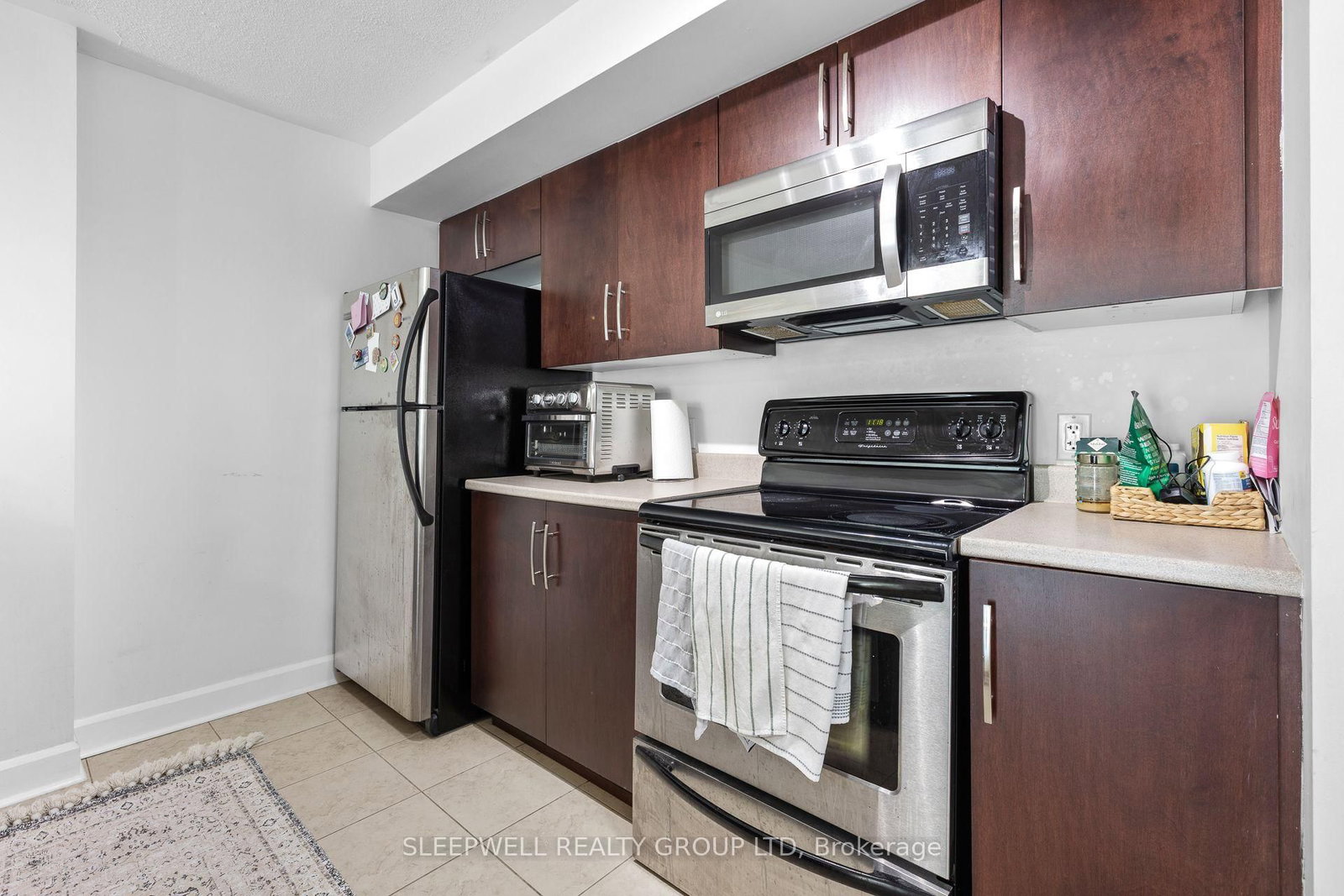 138 Somerset Street W • #803 • Ottawa, ON photo 5