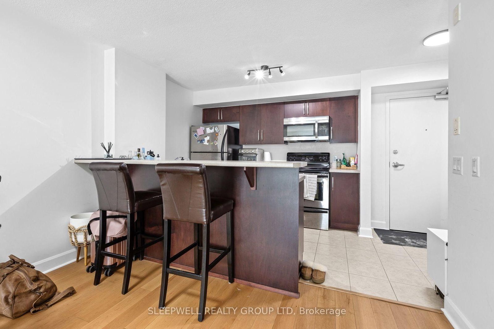 138 Somerset Street W • #803 • Ottawa, ON photo 6
