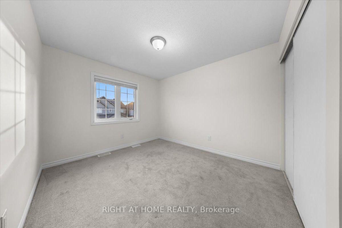 605 Silver Spruce Way • Ottawa, ON photo 25