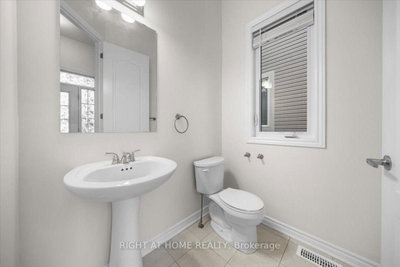 605 Silver Spruce Way • Ottawa, ON photo 5