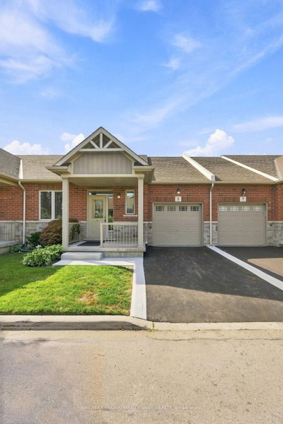 5 Murphy Lane • Hamilton, ON photo 2