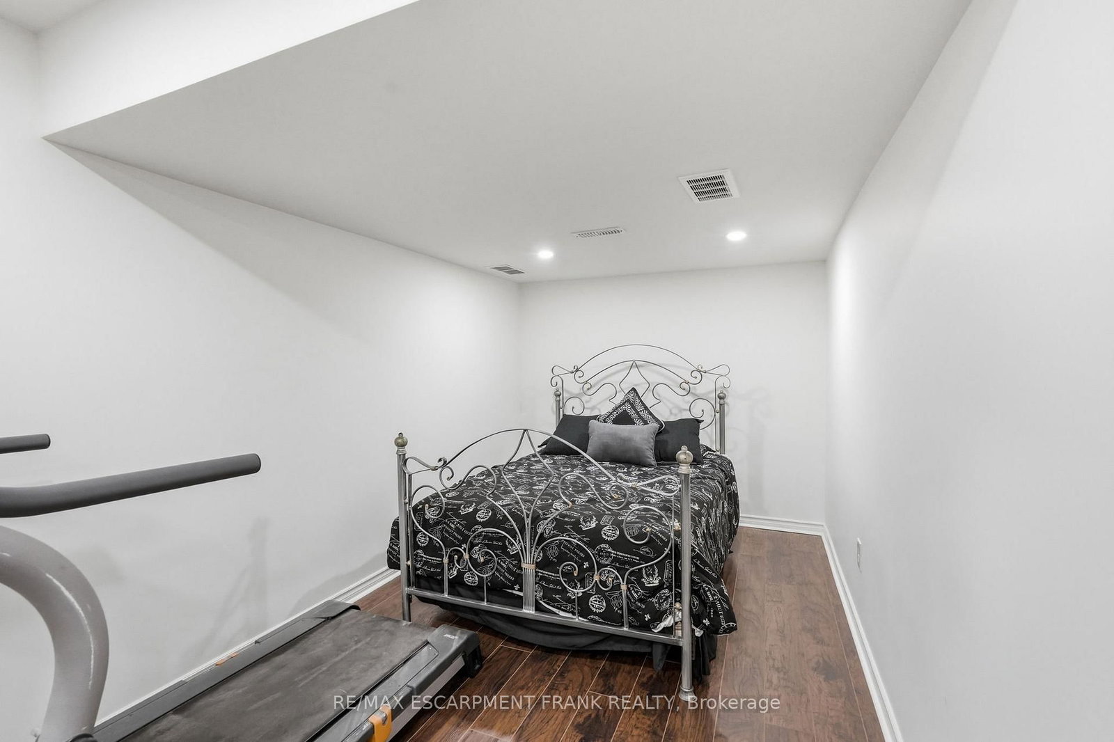5 Murphy Lane • Hamilton, ON photo 36