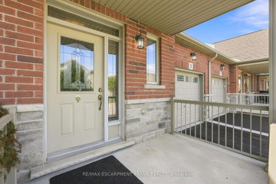 5 Murphy Lane • Hamilton, ON photo 6