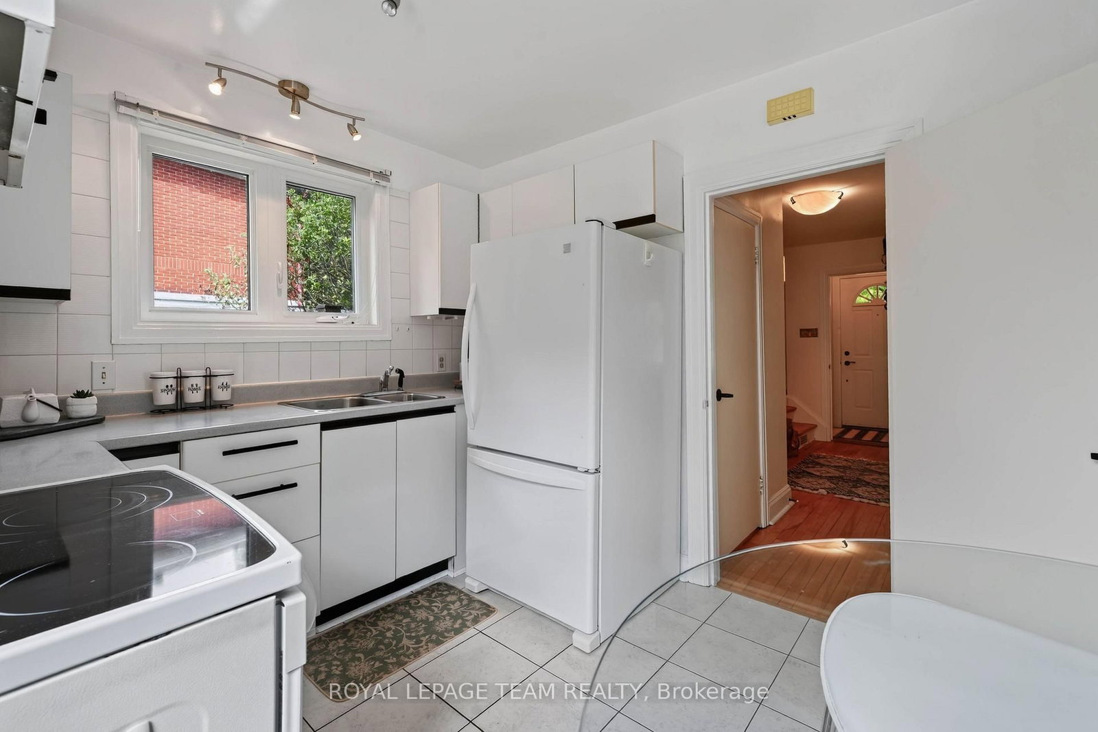 12 Lenore Place • Ottawa, ON photo 13