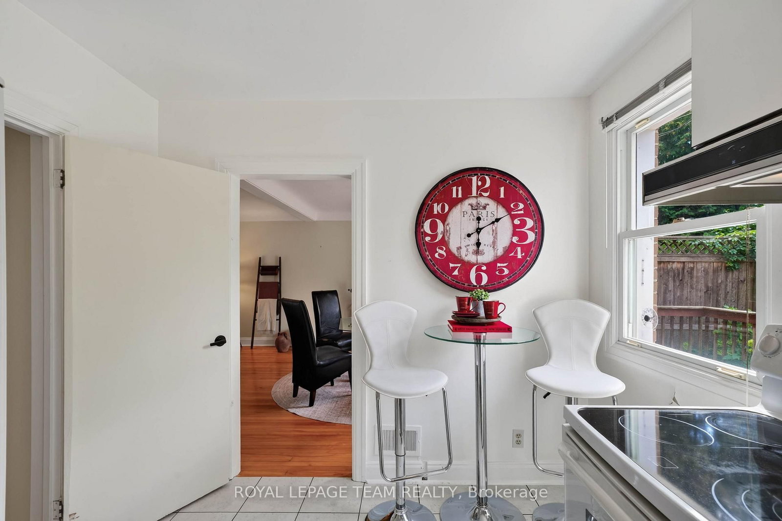 12 Lenore Place • Ottawa, ON photo 15
