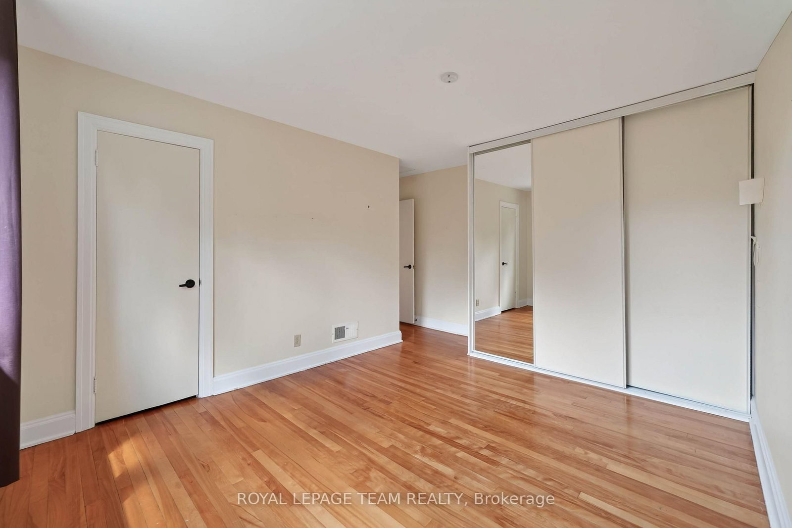 12 Lenore Place • Ottawa, ON photo 19