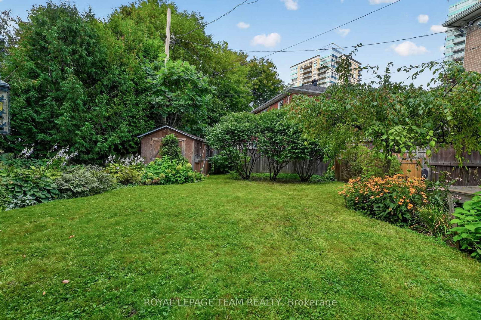 12 Lenore Place • Ottawa, ON photo 25