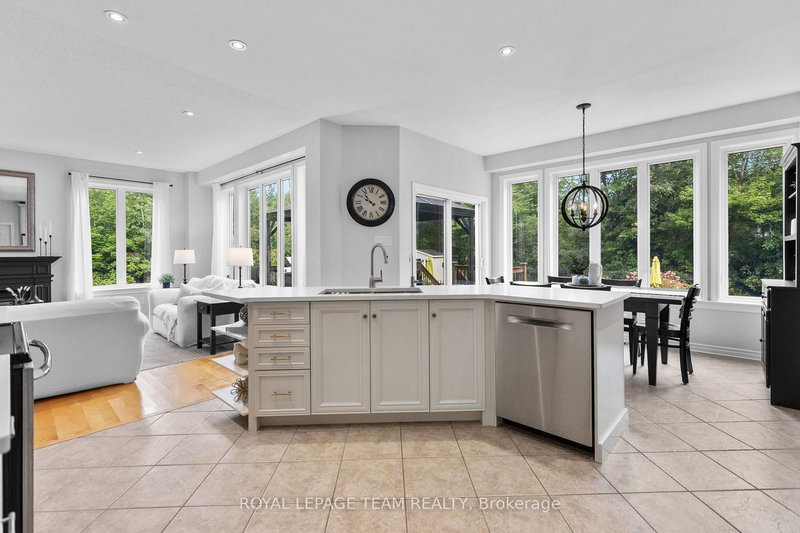 234 Cyd Street • Carp, ON photo 11