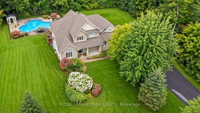 234 Cyd Street • Carp, ON photo 2