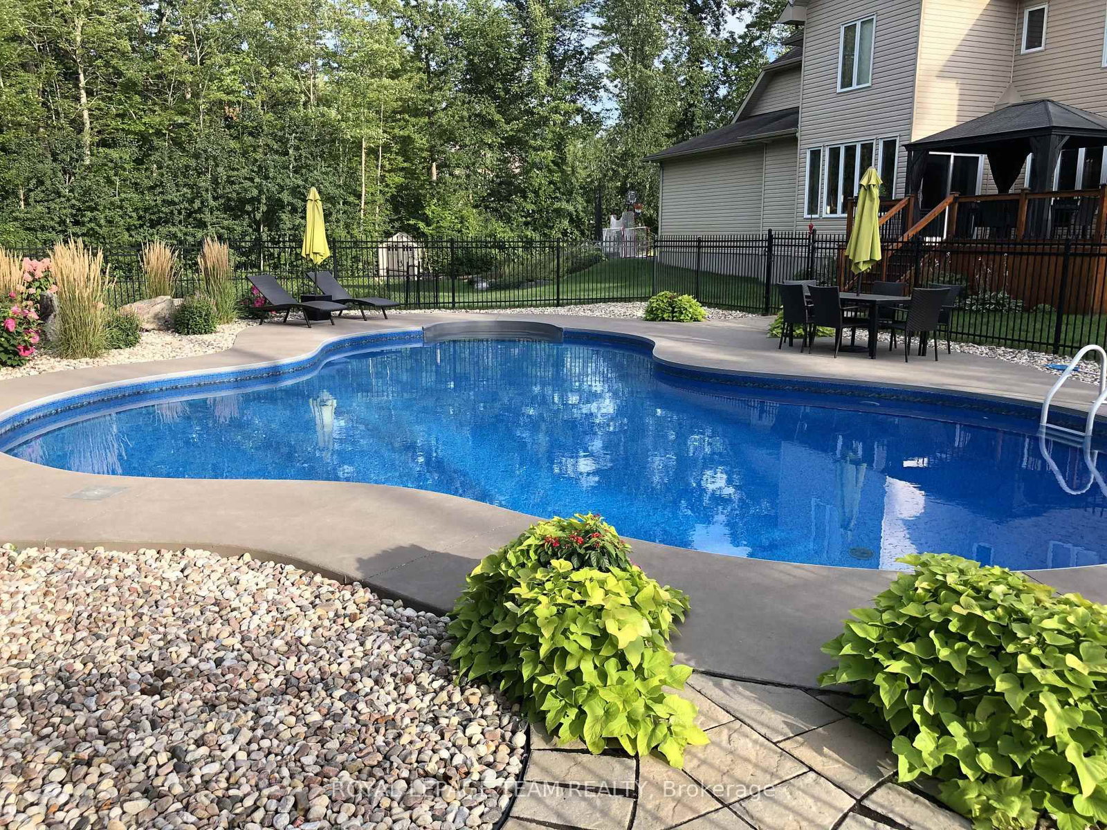 234 Cyd Street • Carp, ON photo 35