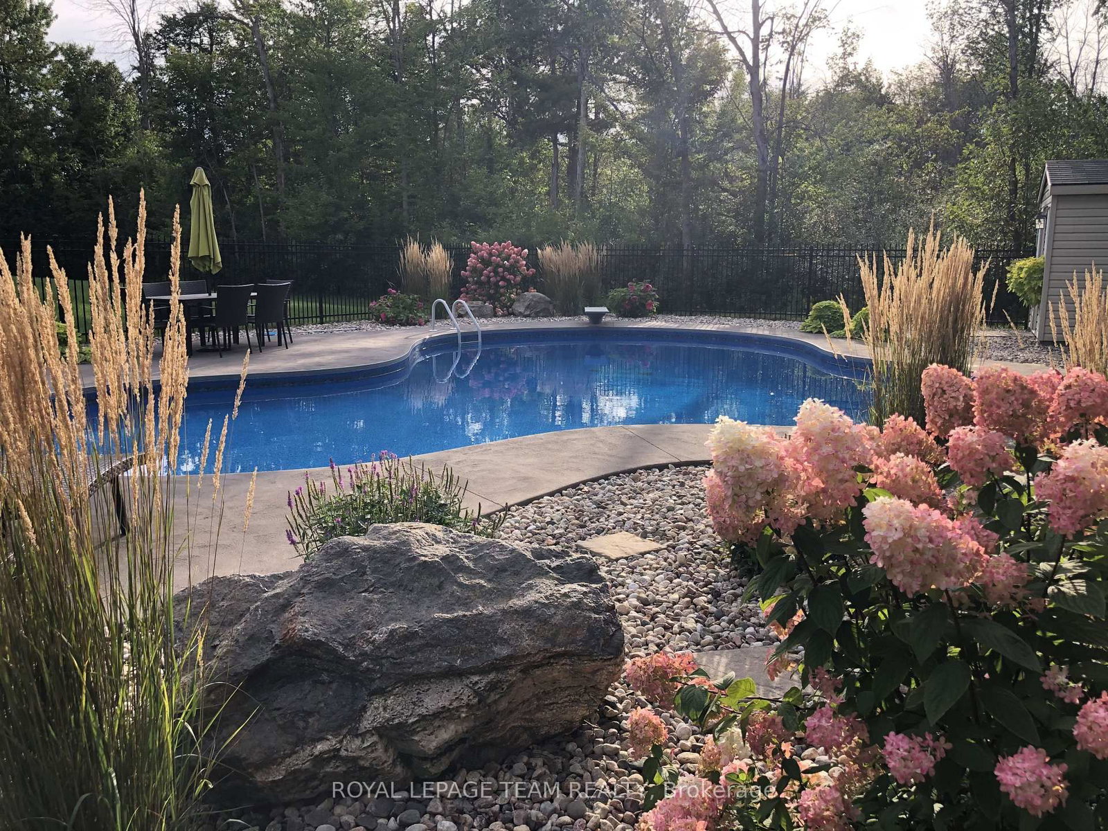 234 Cyd Street • Carp, ON photo 38