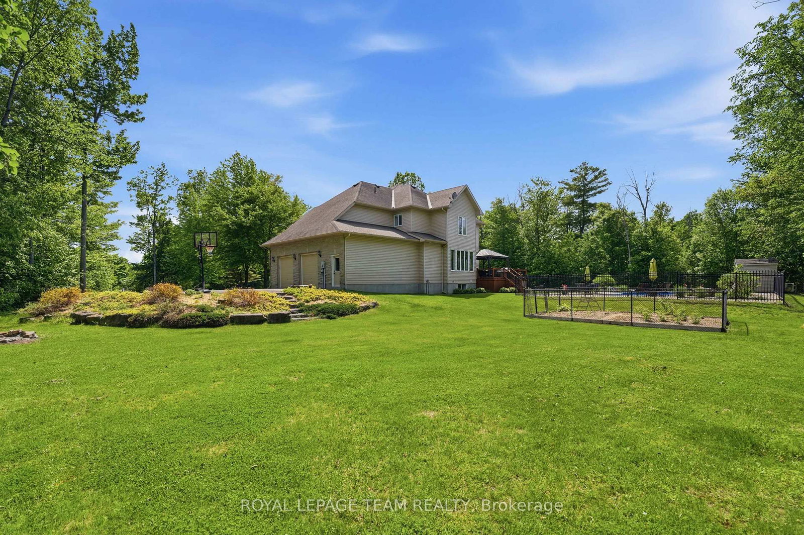 234 Cyd Street • Carp, ON photo 41