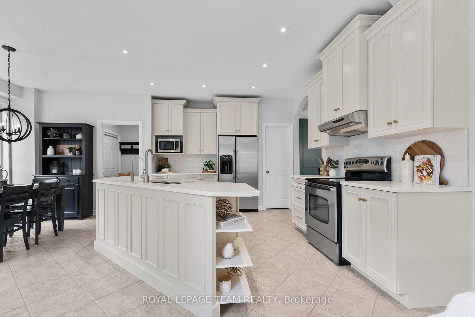 234 Cyd Street • Carp, ON photo 9