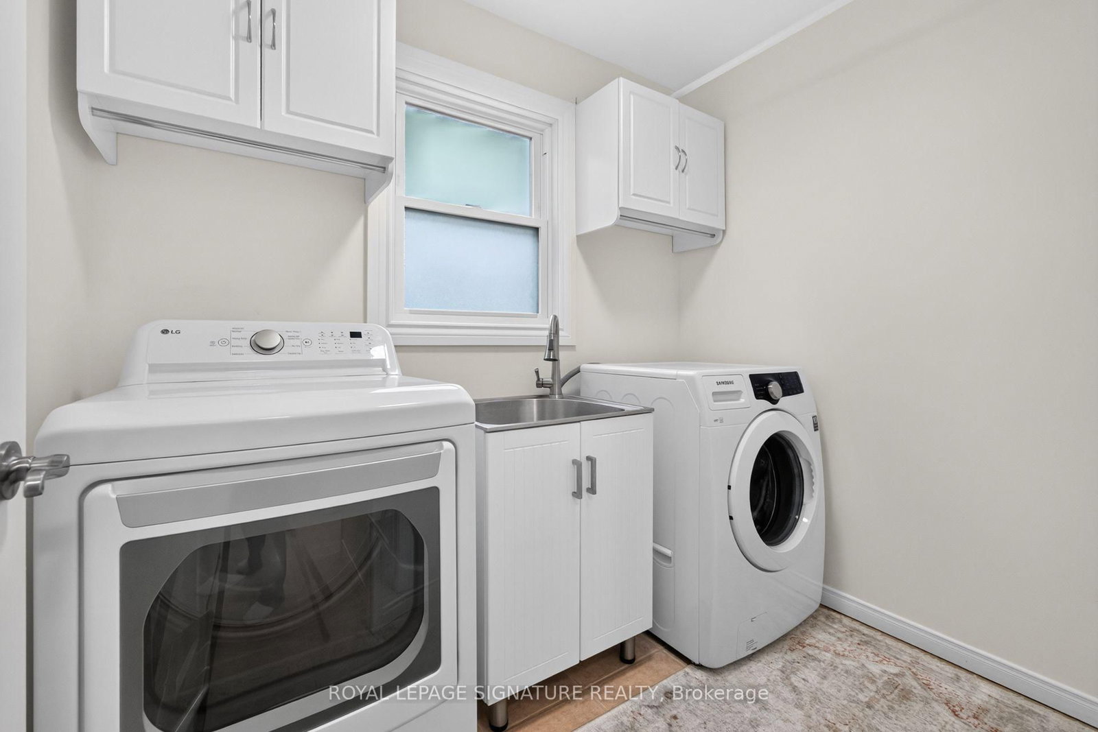 16 Pine Ridge Drive • Guelph, ON photo 27