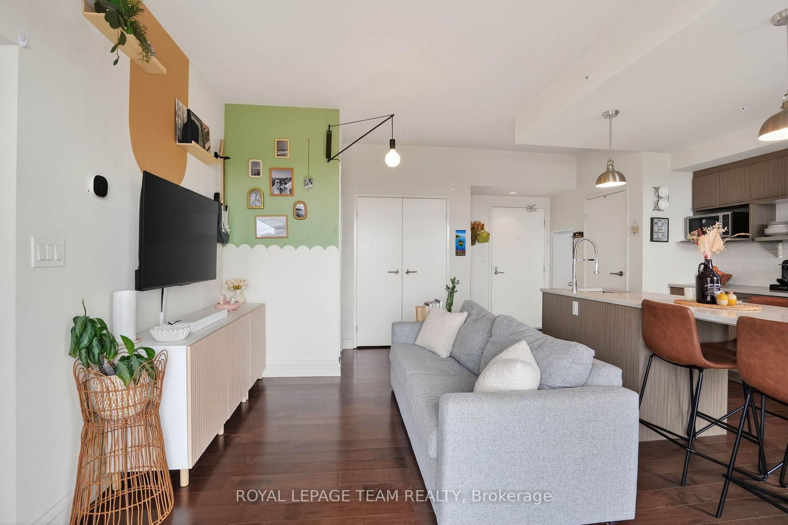 555 ANAND Private • #808 • Ottawa, ON photo 15