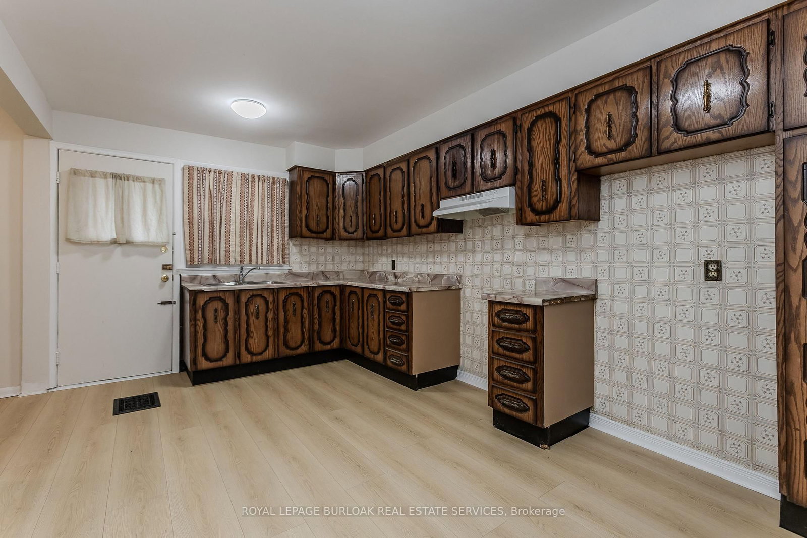 86 William Street • Hamilton, ON photo 16