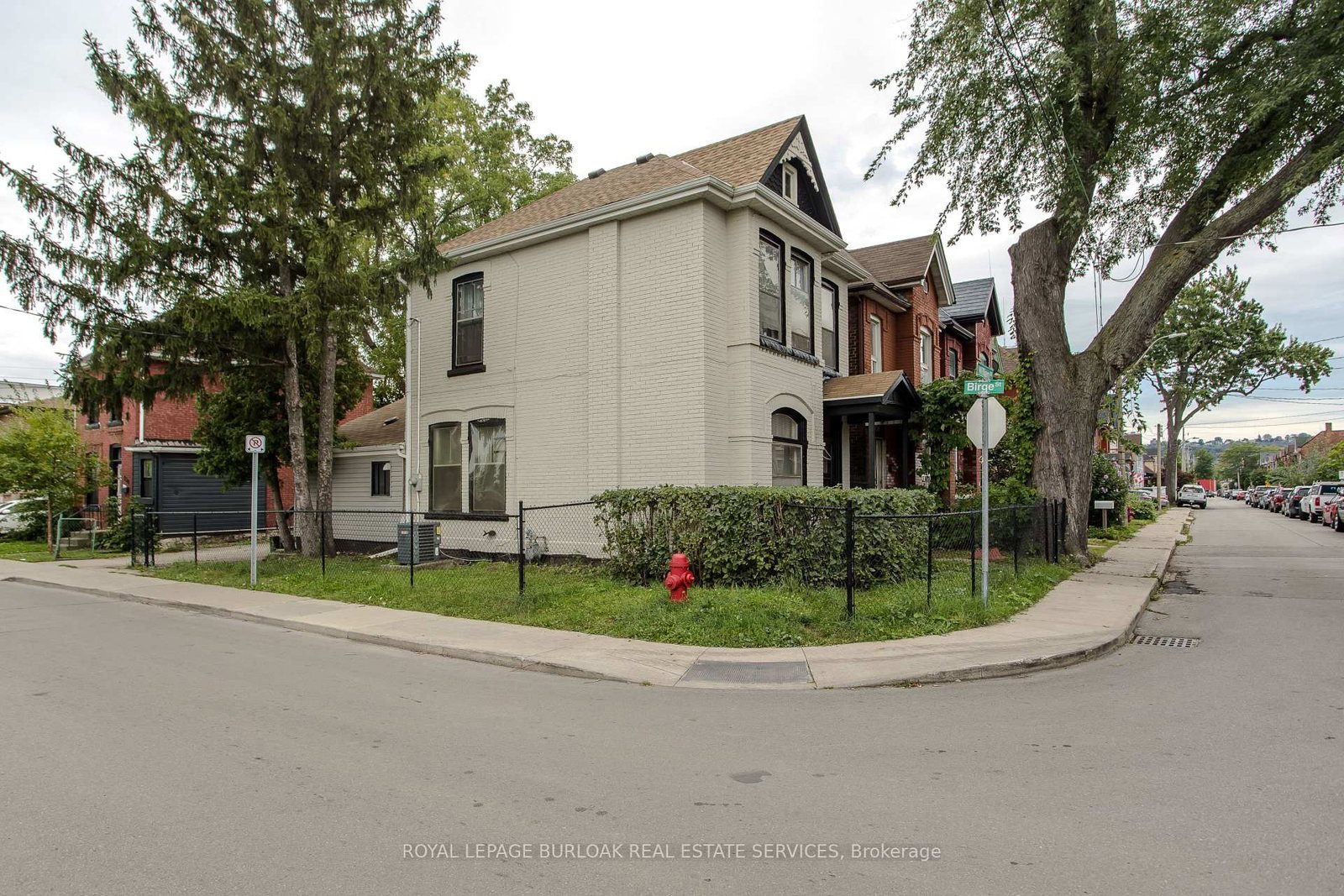 86 William Street • Hamilton, ON photo 2