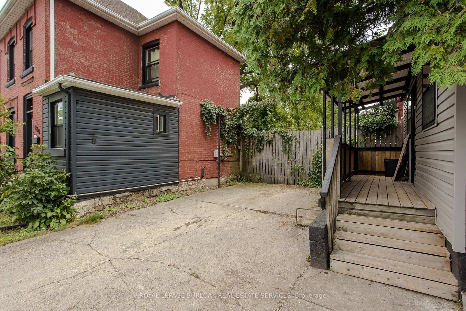 86 William Street • Hamilton, ON photo 4