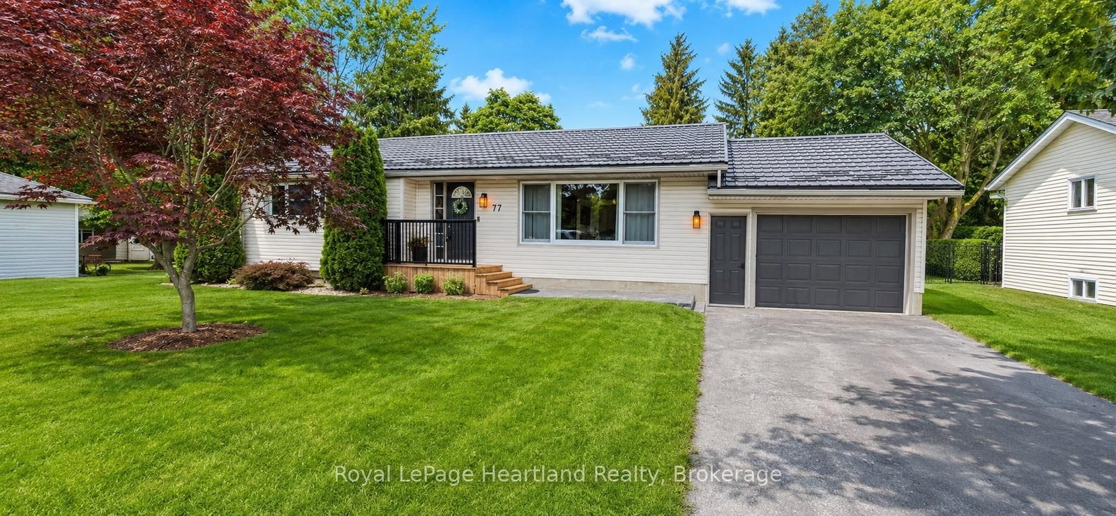 77 Chalk Street N • Huron East, ON photo 1