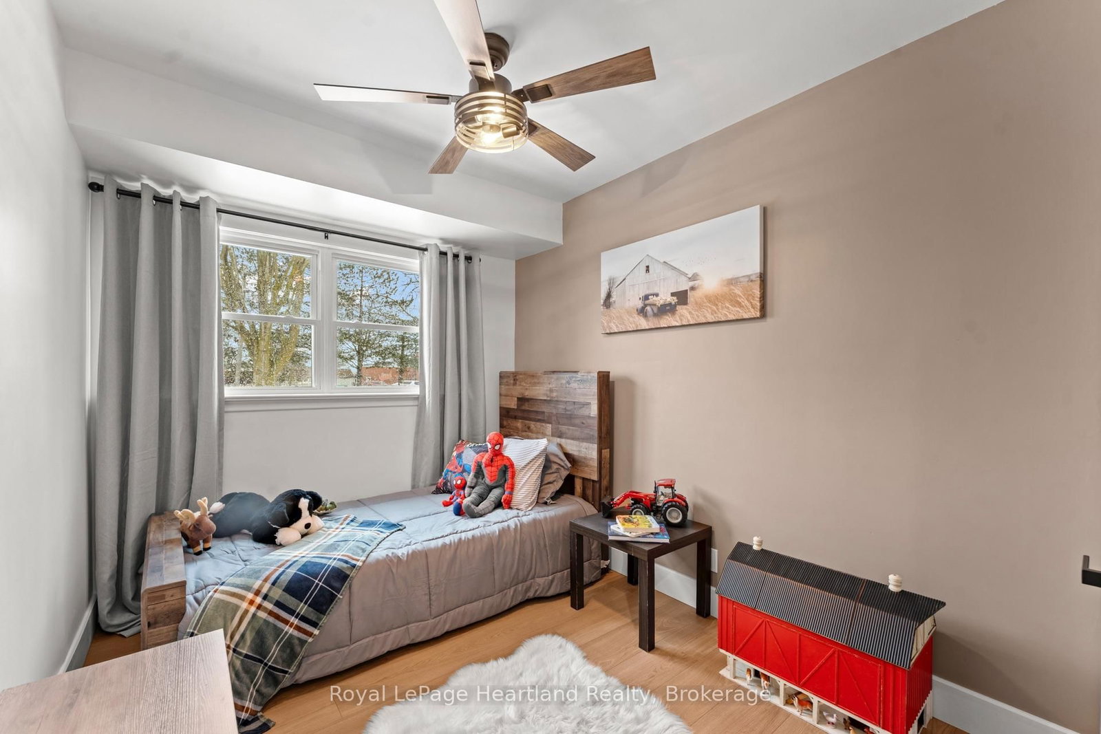 77 Chalk Street N • Huron East, ON photo 16