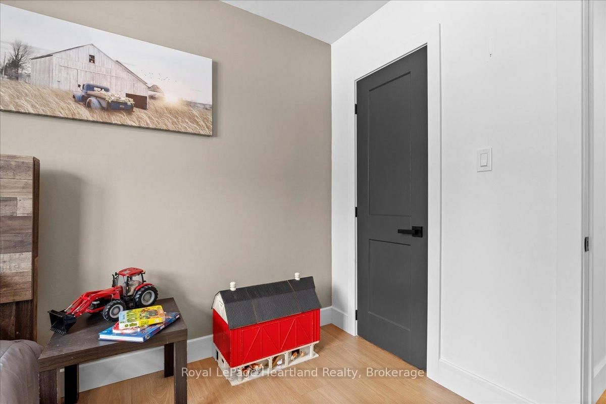 77 Chalk Street N • Huron East, ON photo 17