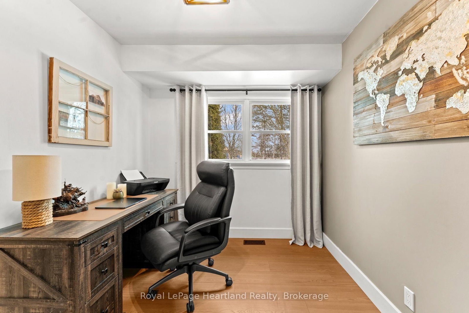 77 Chalk Street N • Huron East, ON photo 19