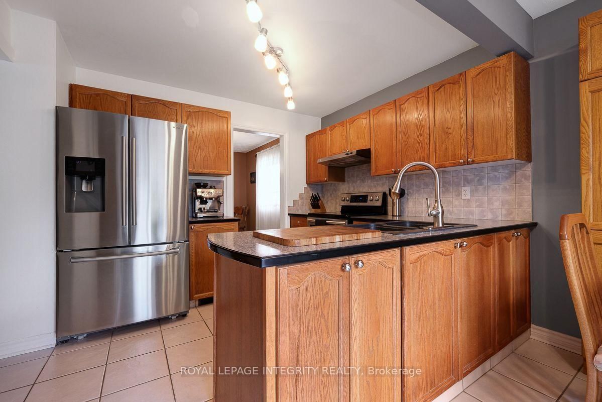390 Oaklawn Crescent • Orleans, ON photo 21