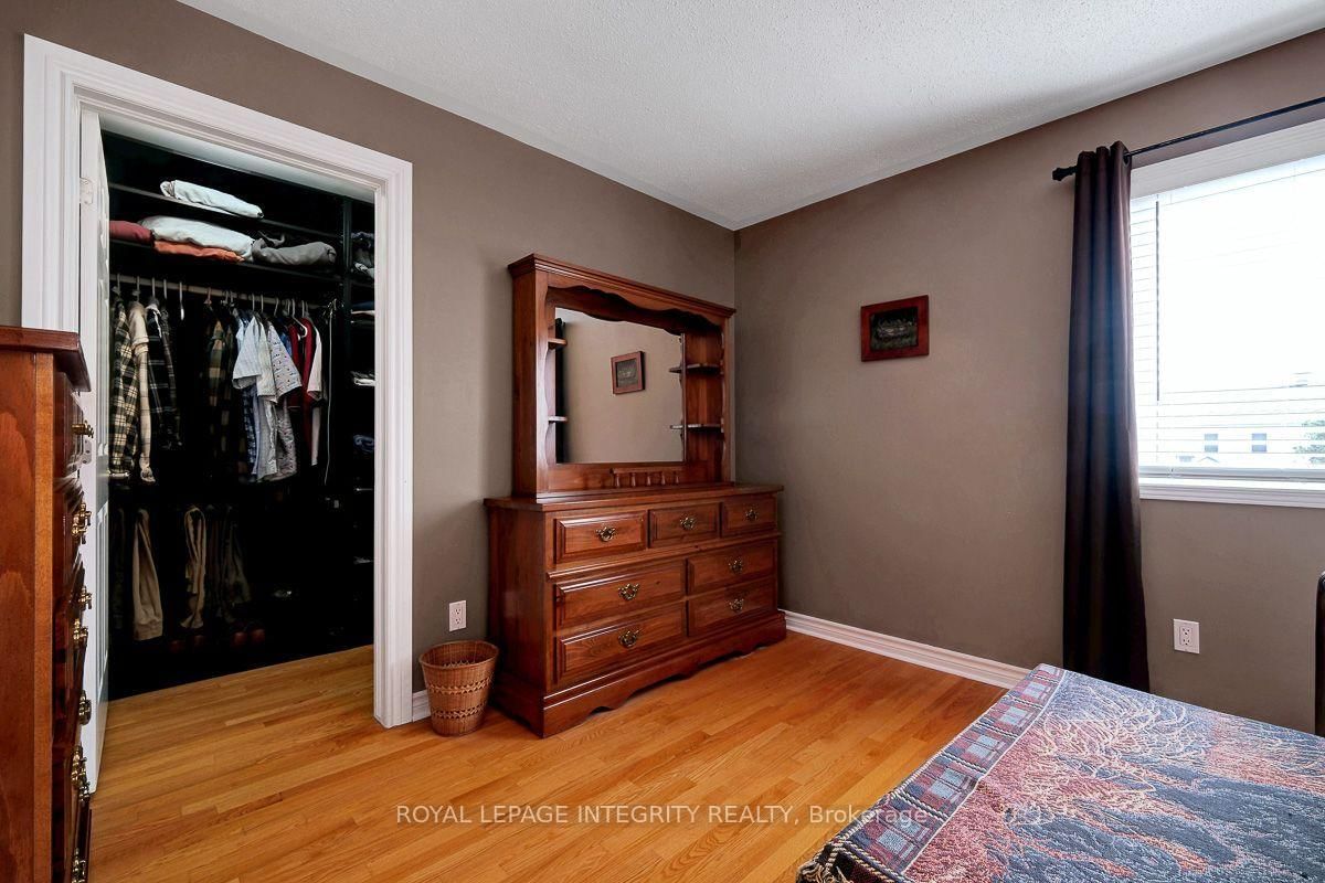 390 Oaklawn Crescent • Orleans, ON photo 26
