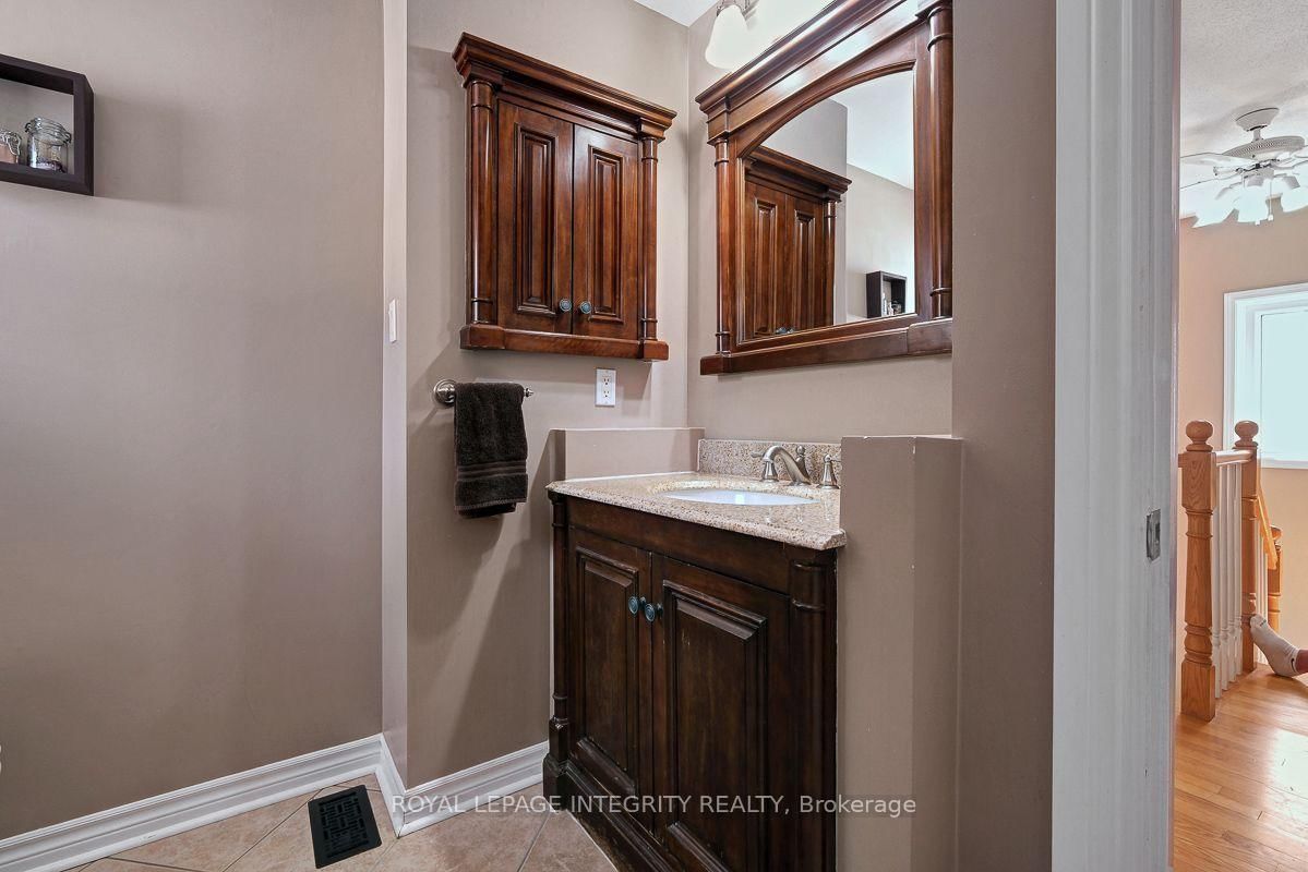 390 Oaklawn Crescent • Orleans, ON photo 31
