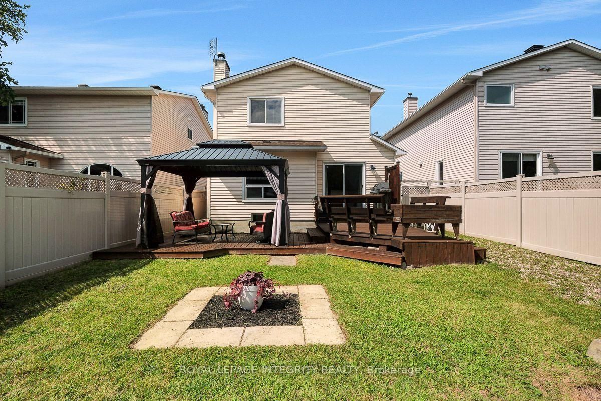 390 Oaklawn Crescent • Orleans, ON photo 47
