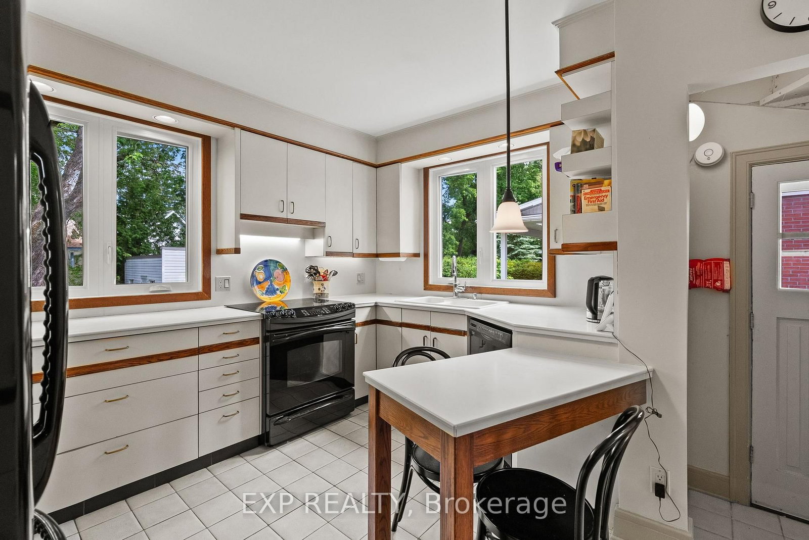 579 Broadview Avenue • Ottawa, ON photo 8