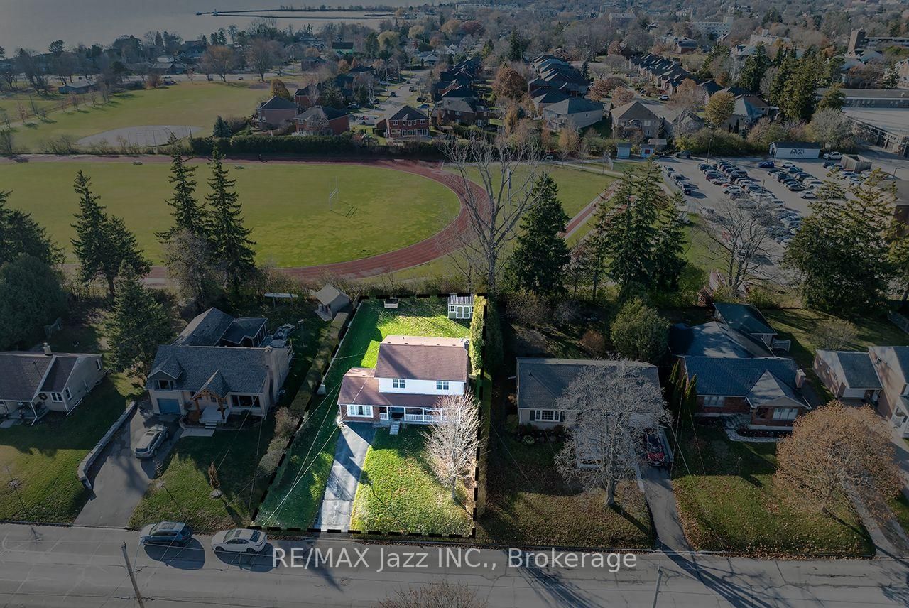 149 Abbott Boulevard • Cobourg, ON photo 2