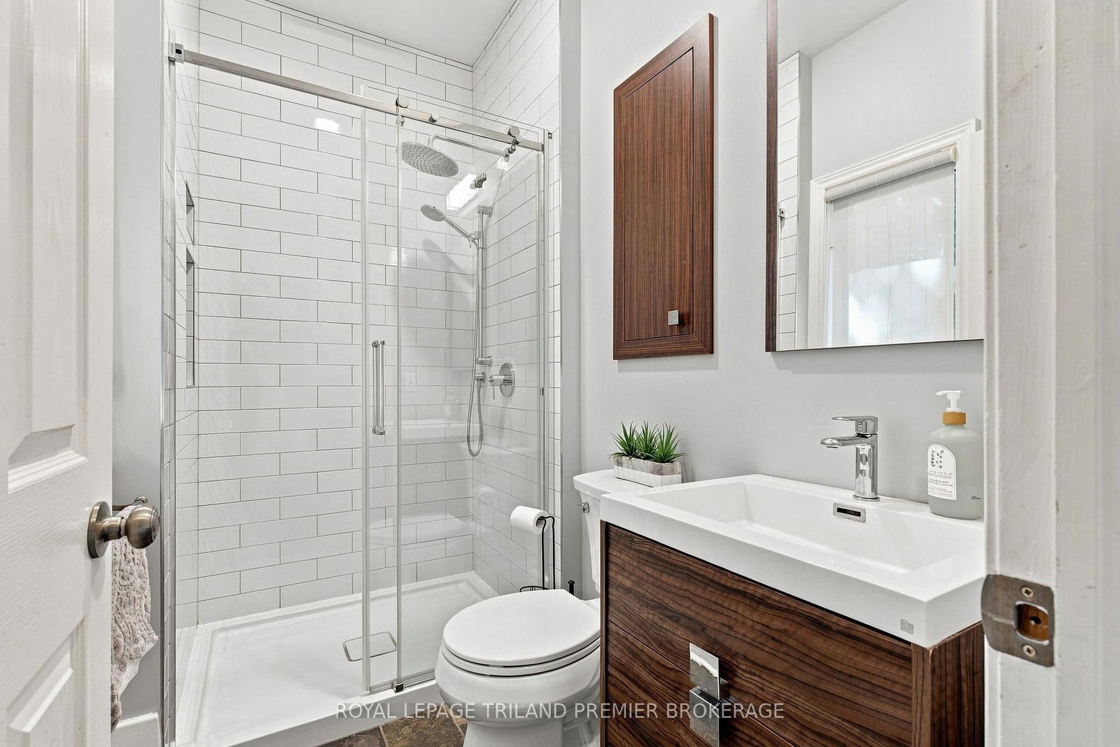 399 Wortley Road • London South, ON photo 24
