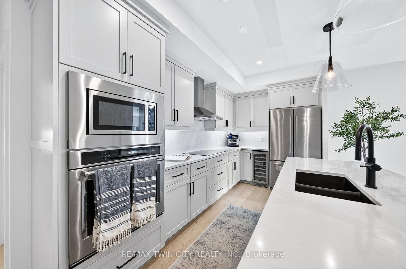 71 Wyndham Street S • #601 • Guelph, ON photo 13