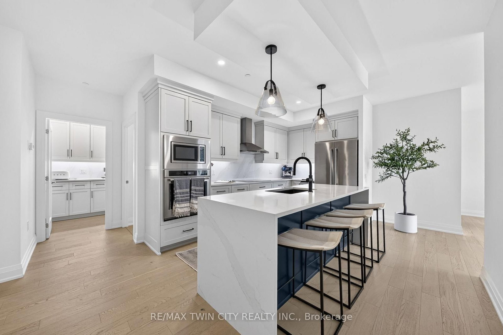 71 Wyndham Street S • #601 • Guelph, ON photo 14